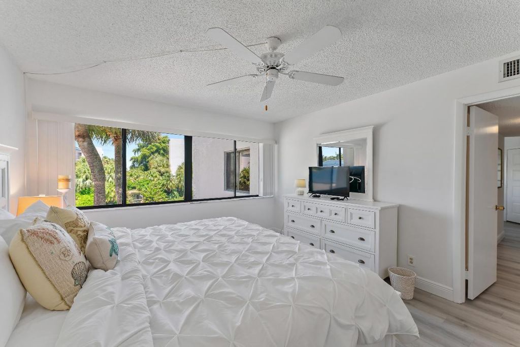 1605 S Us Highway 1, Unit B201, Jupiter, FL 33477 Photo