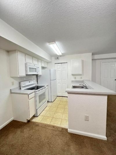 141 SW Palm 204 Drive, Unit 204, Port Saint Lucie, FL 34986 Photo