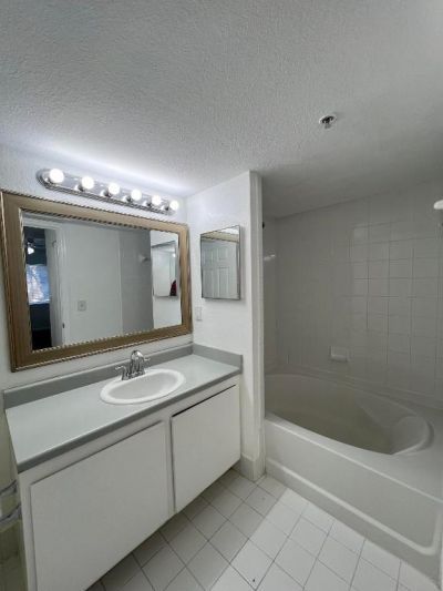 141 SW Palm 204 Drive, Unit 204, Port Saint Lucie, FL 34986 Photo