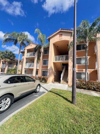 141 SW Palm 204 Drive, Unit 204, Port Saint Lucie, FL 34986 Photo