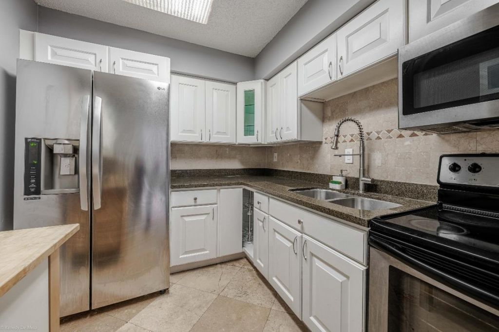 3300 NE 192 Street, Unit 1108, Aventura, FL 33180 Photo