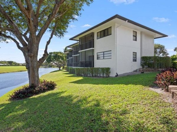 451 Greensward Lane, Unit 201-B, Delray Beach, FL 33445