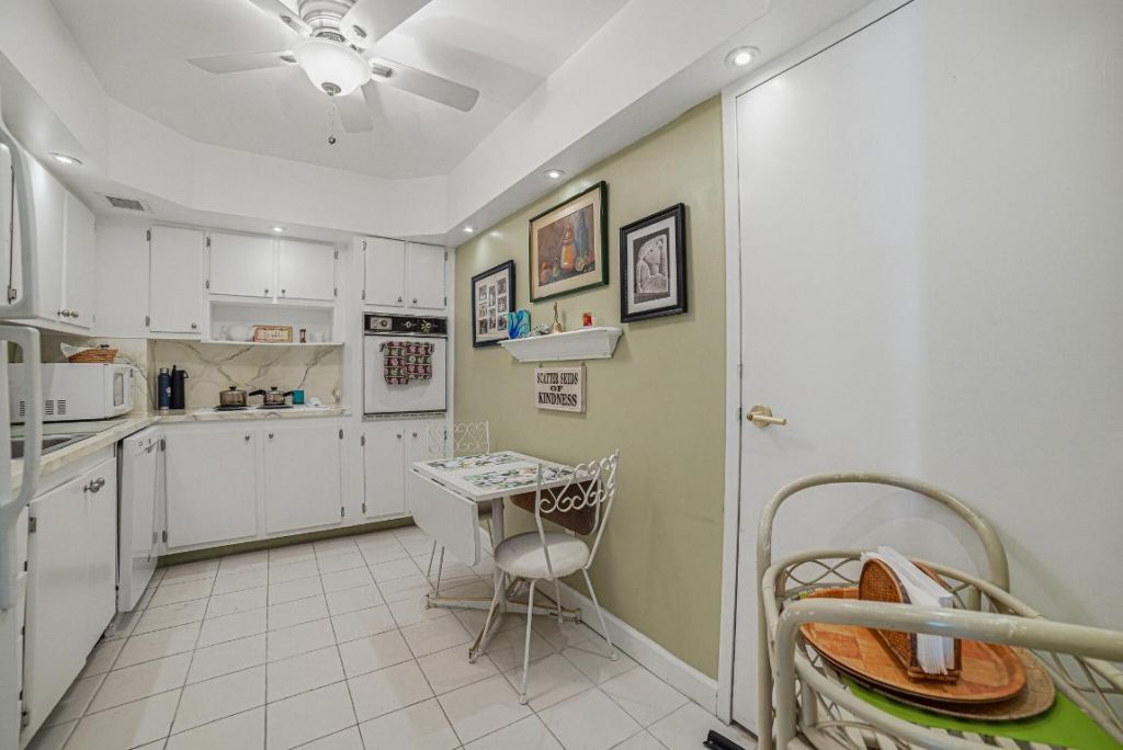 3450 S Ocean Boulevard, Unit 211, Palm Beach, FL 33480 Photo