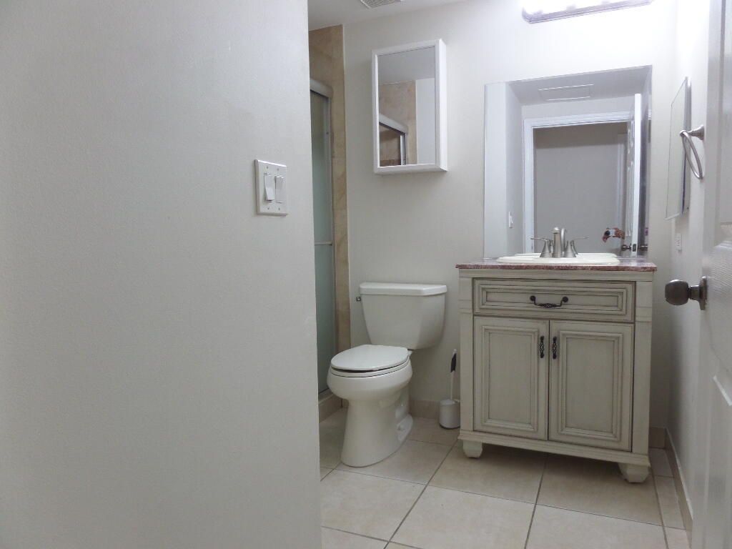 10276 Fox Trail Road S, Unit 106, West Palm Beach, FL 33411 Photo