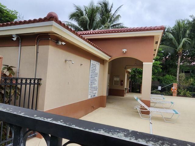 3810 N Jog Road, Unit 202, West Palm Beach, FL 33411 Photo