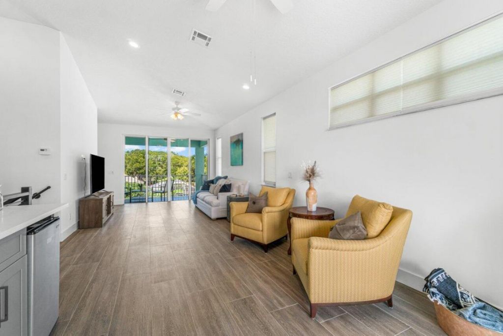 9427 SE Athena Street, Hobe Sound, FL 33455 Photo