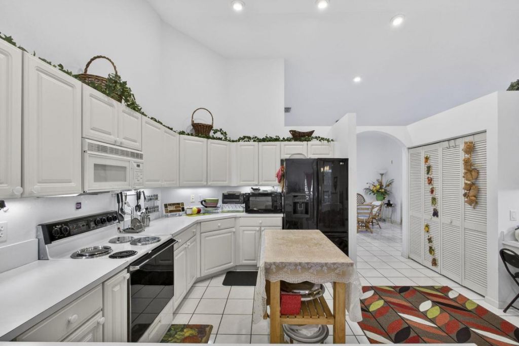 1940 S Club Drive, Wellington, FL 33414 Photo