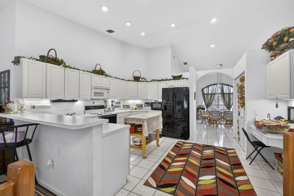 1940 S Club Drive, Wellington, FL 33414 Photo