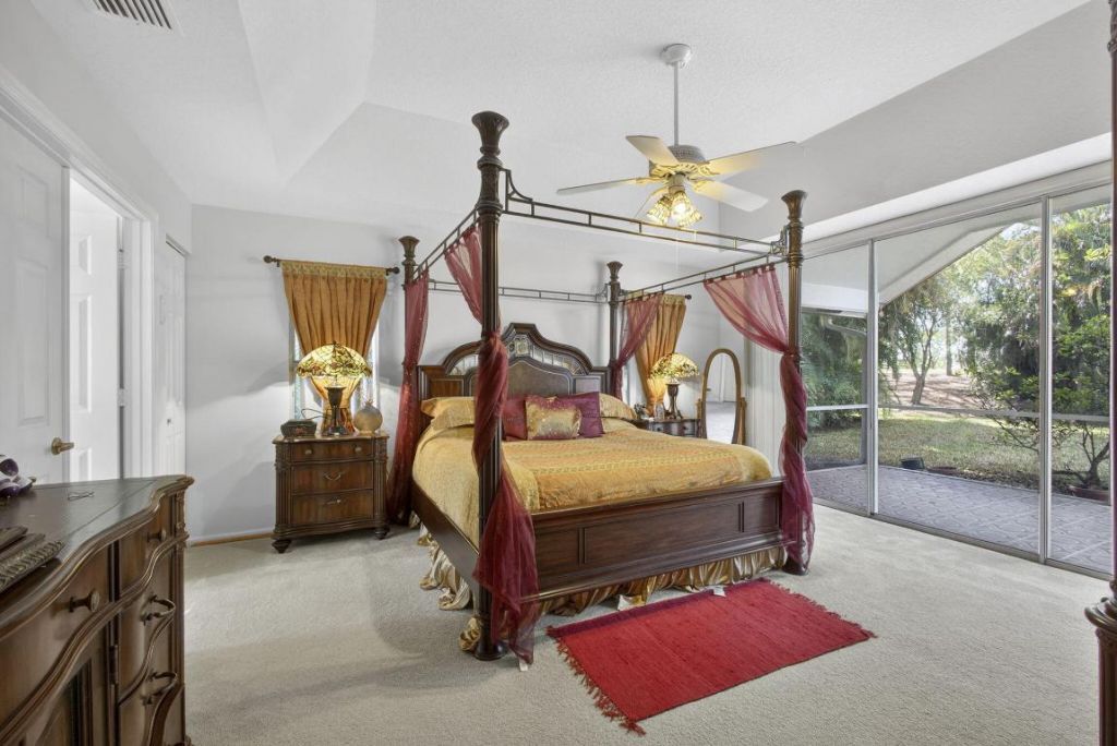 1940 S Club Drive, Wellington, FL 33414 Photo