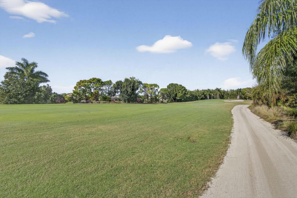 1940 S Club Drive, Wellington, FL 33414 Photo