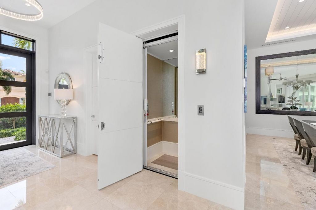 863 Enfield Street, Boca Raton, FL 33487 Photo