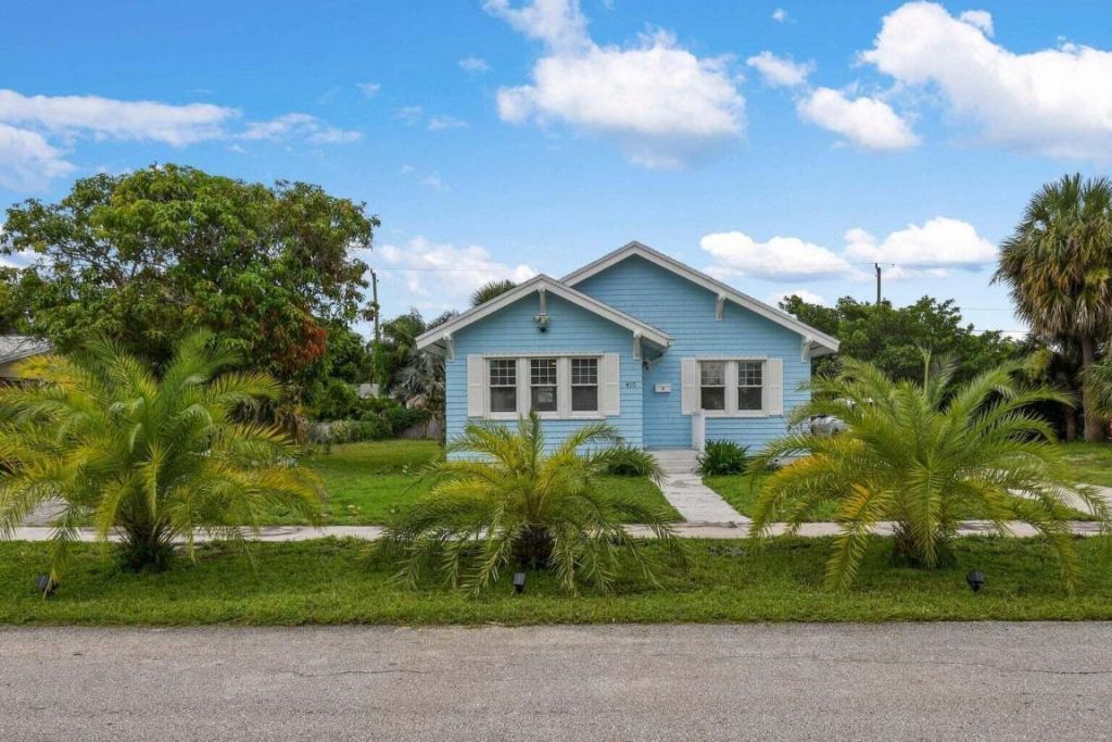 415 Greenbriar Drive, Unit 1, Lake Park, FL 33403 Photo