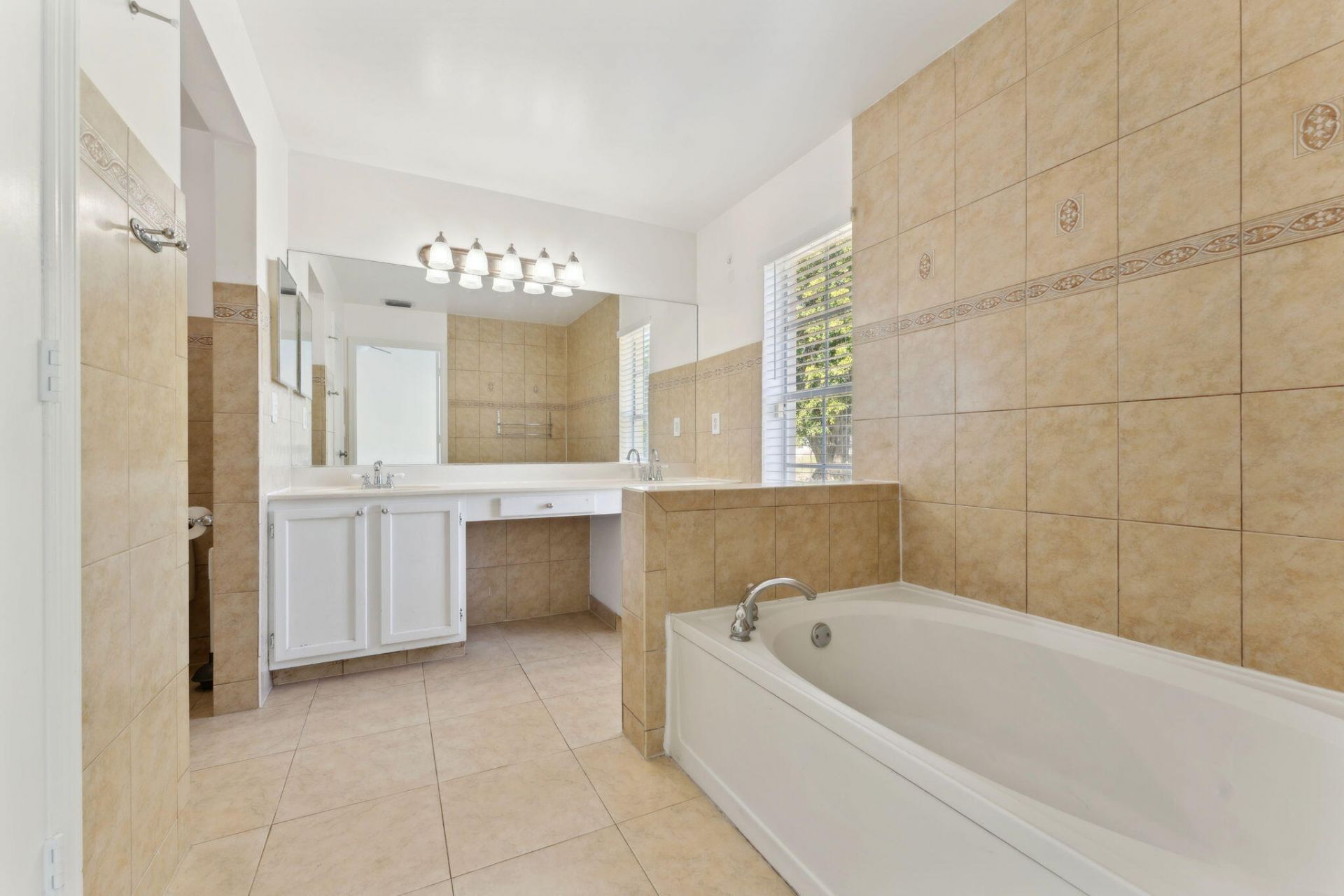 3855 Sabal Lakes Road, Delray Beach, FL 33445 Photo