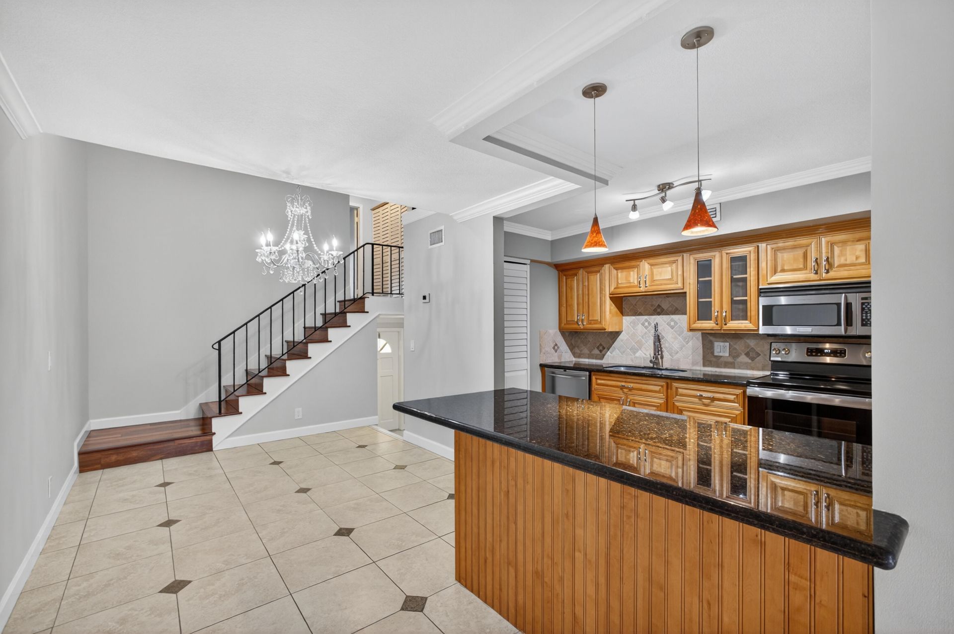 382 Golfview Road, Unit C, North Palm Beach, FL 33408 Photo