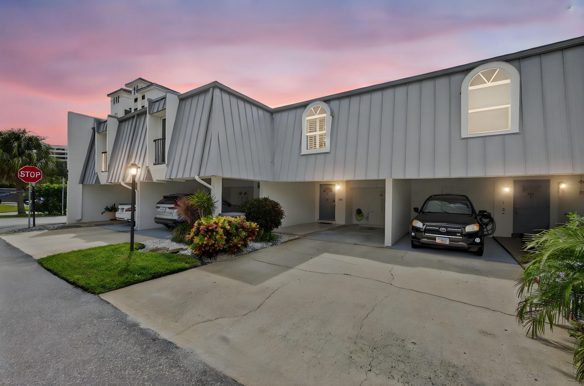 382 Golfview Road, Unit C, North Palm Beach, FL 33408 Photo