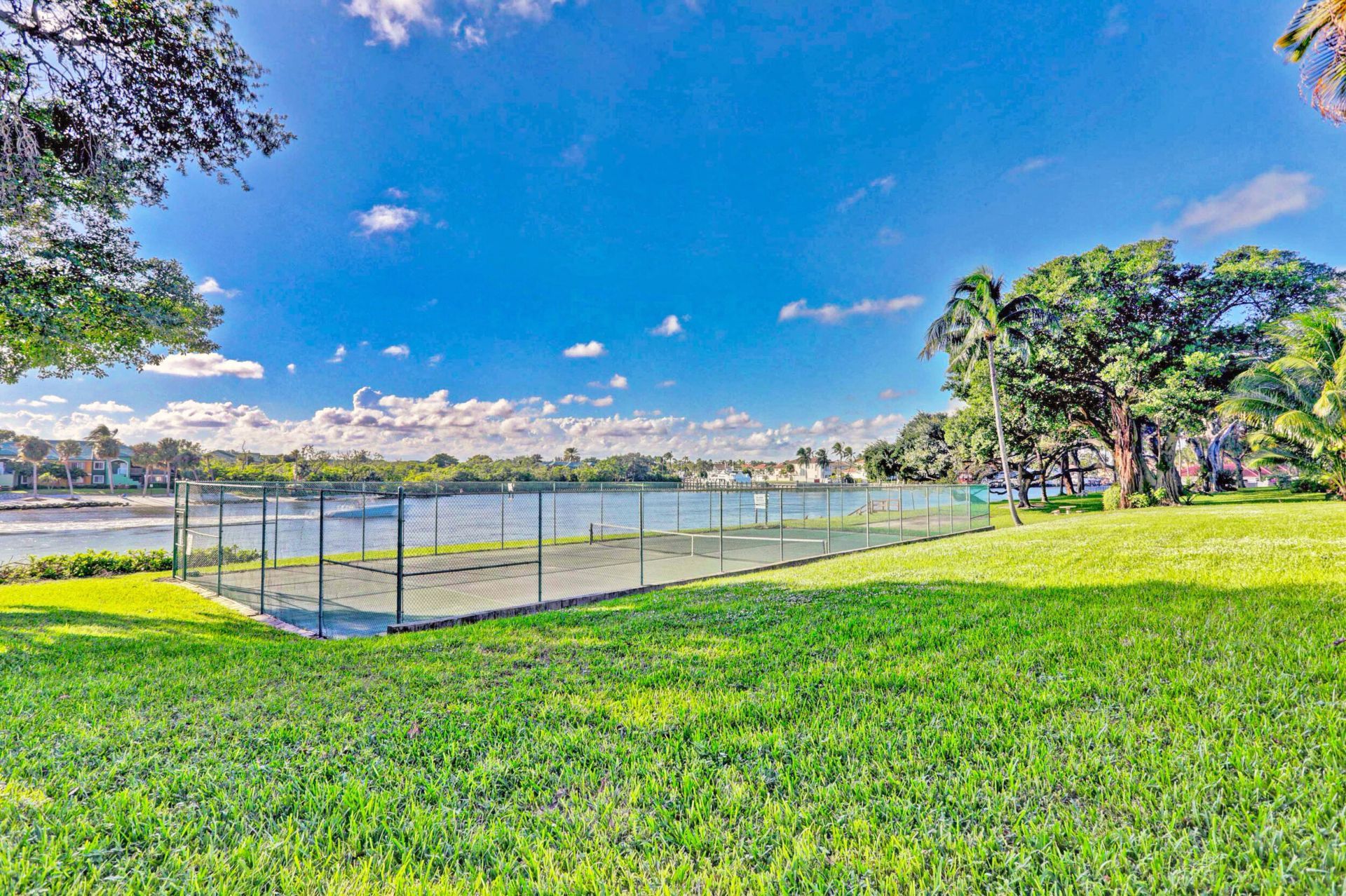 382 Golfview Road, Unit C, North Palm Beach, FL 33408 Photo