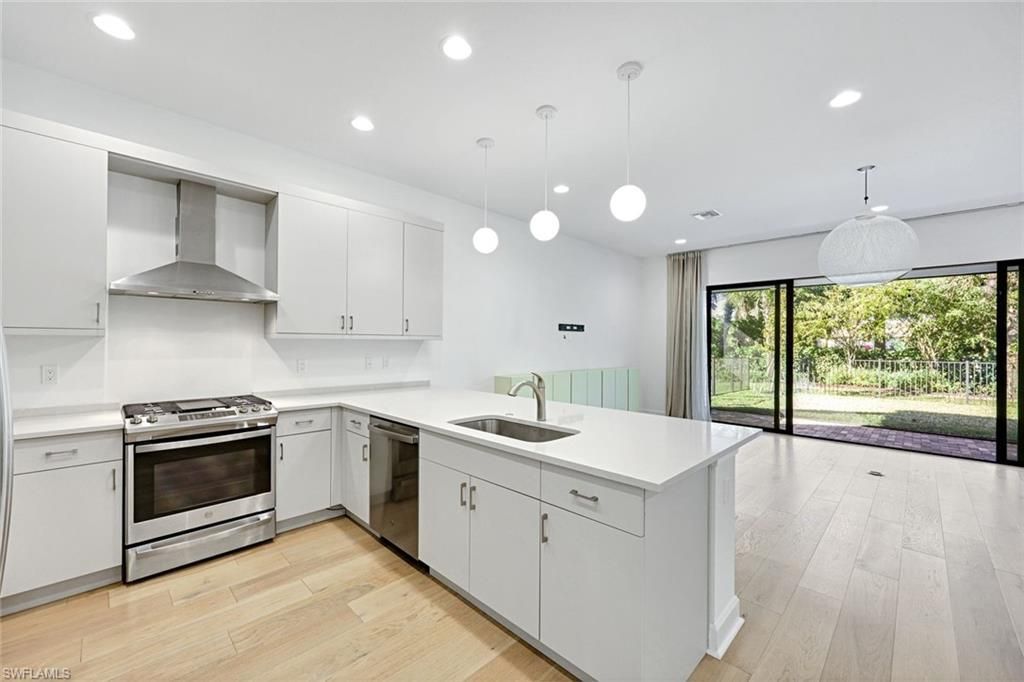 20812 Thistle Leaf Ln, Estero, FL 33928 Photo