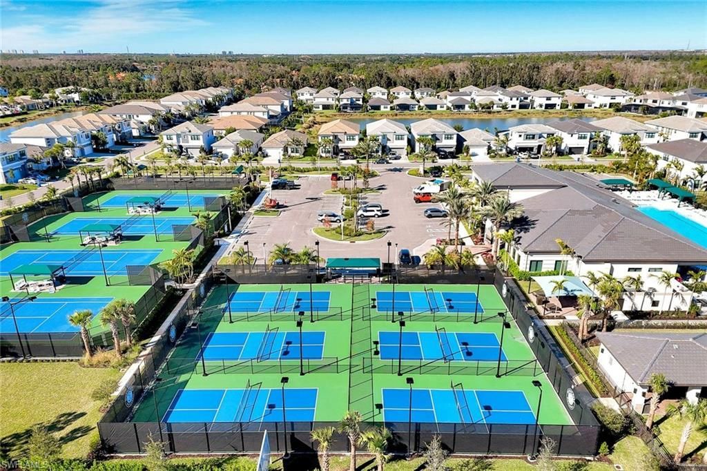 20812 Thistle Leaf Ln, Estero, FL 33928 Photo