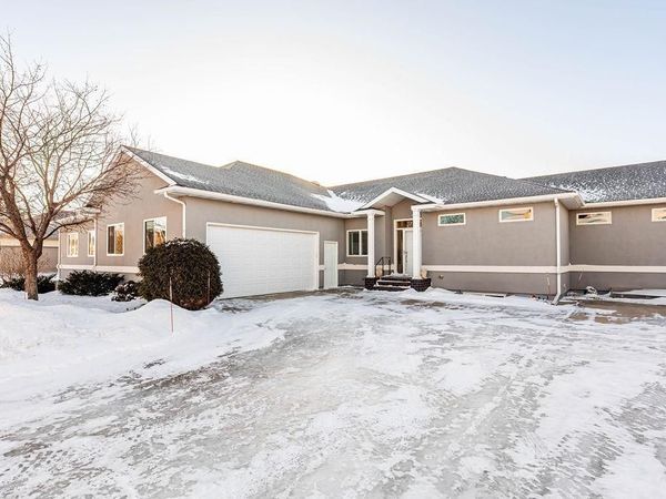 715 Northridge Way, West Fargo, ND 58078