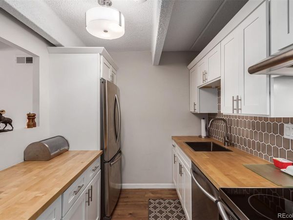 8060 E Girard Avenue, Unit 719, Denver, CO 80231