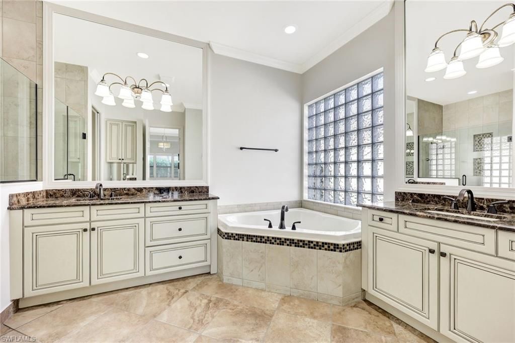 3565 Beaufort Ct, Naples, FL 34119 Photo