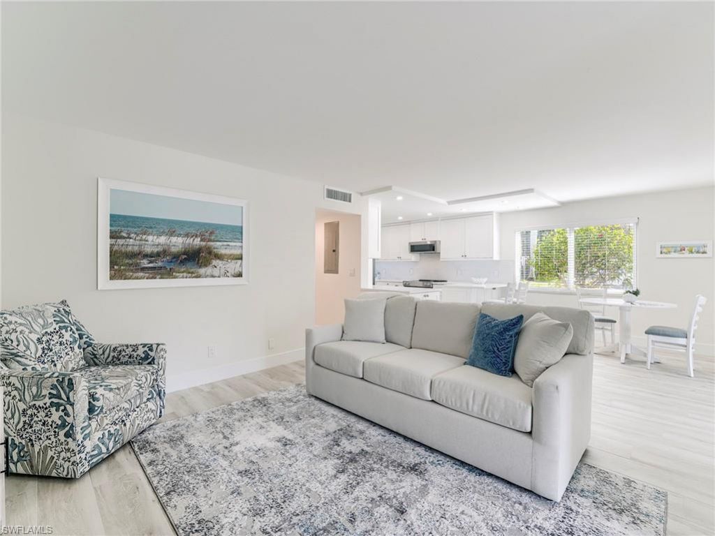 354 Harbour Dr, Unit 354, Naples, FL 34103 Photo