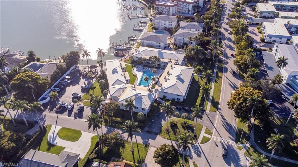 354 Harbour Dr, Unit 354, Naples, FL 34103 Photo