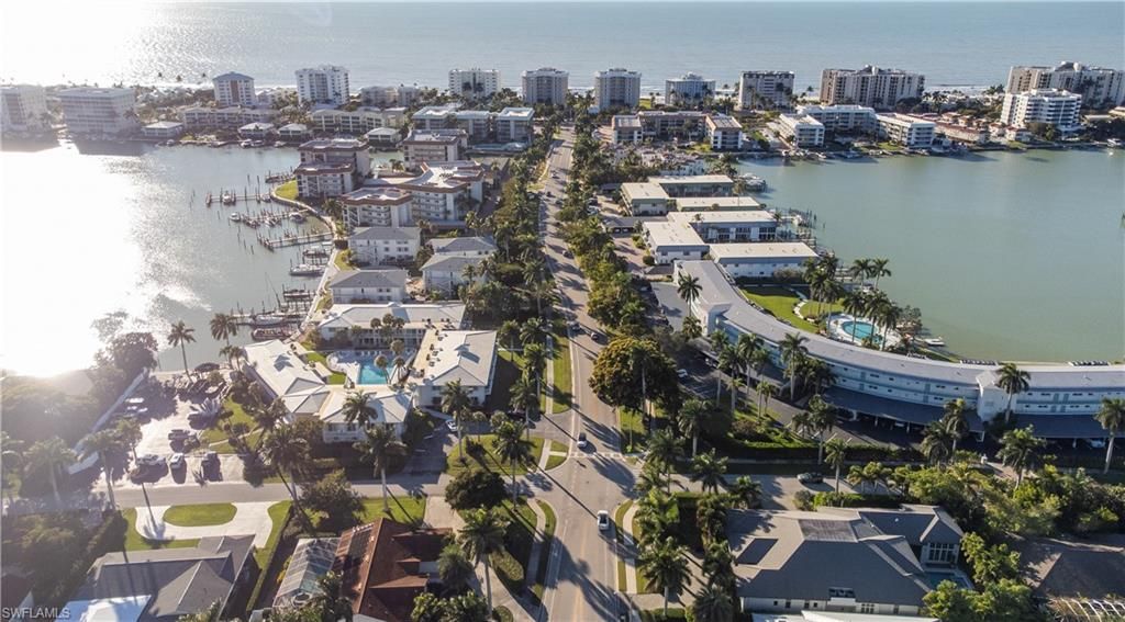 354 Harbour Dr, Unit 354, Naples, FL 34103 Photo