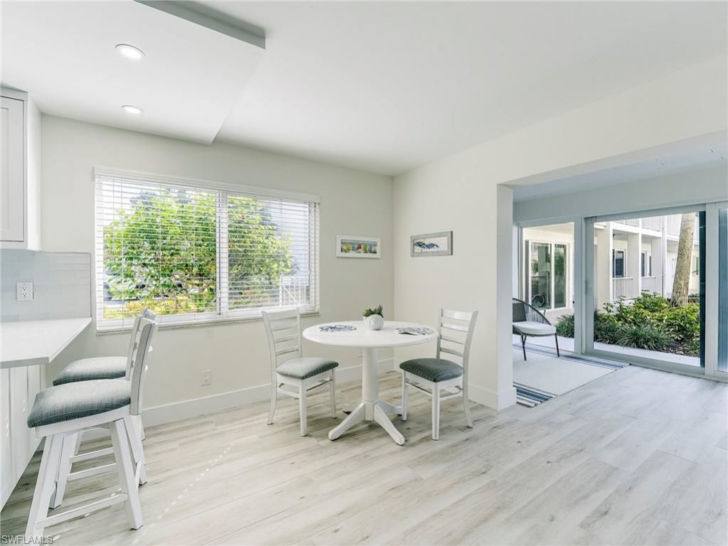 354 Harbour Dr, Unit 354, Naples, FL 34103 Photo