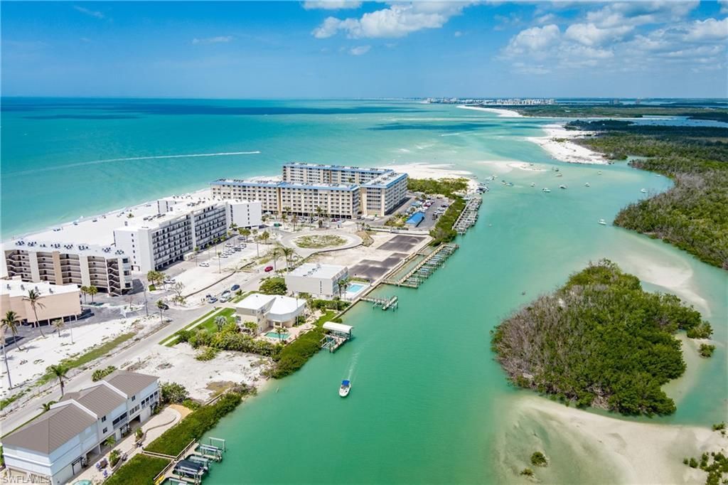 25835 Hickory Blvd, Bonita Springs, FL 34134 Photo