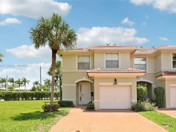 6047 Seminole Gardens Cir , Riviera Beach, FL 33418