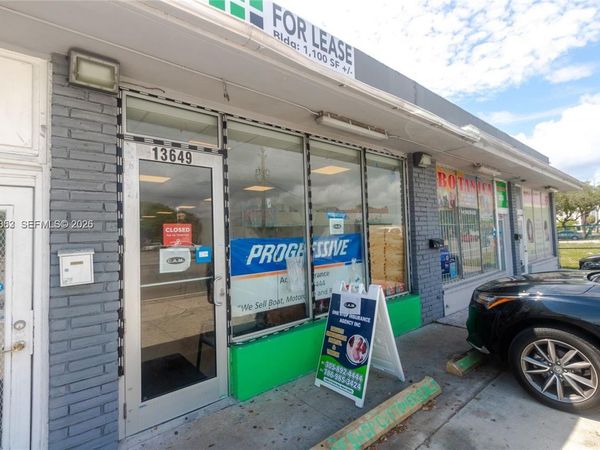 13639 W Dixie Hwy , North Miami, FL 33161
