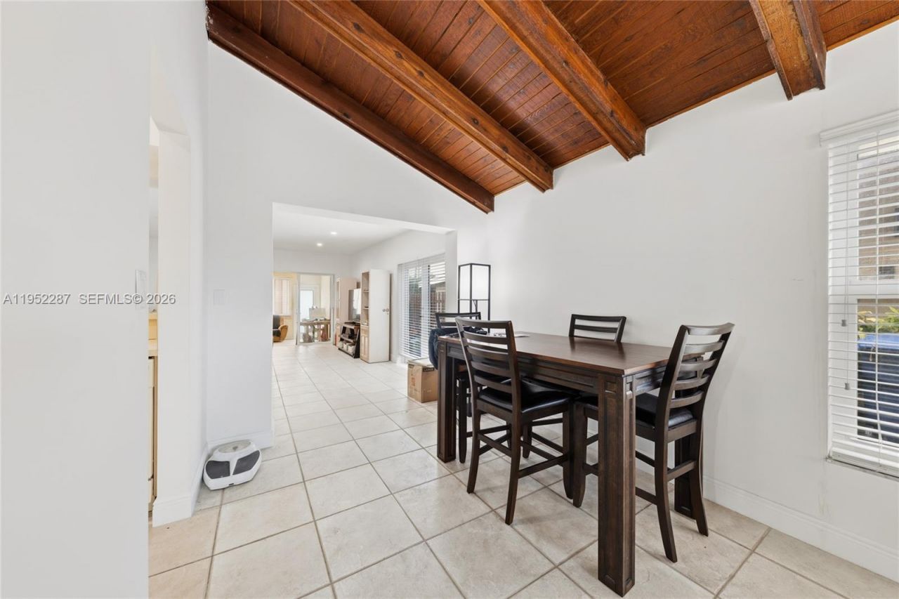 Please Call For Address, Miami, FL 33172 Photo