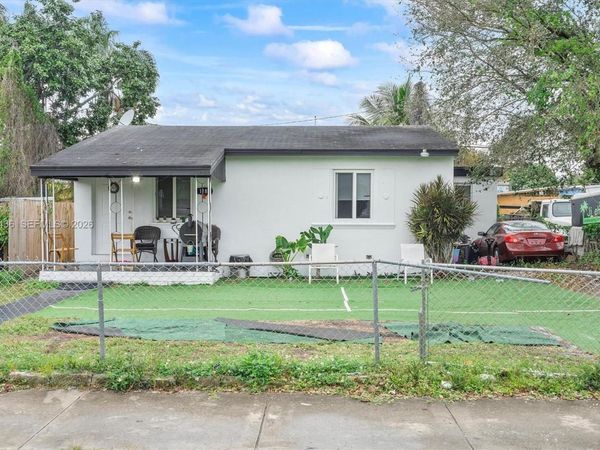 1185 NW 118th, Miami, FL 33168