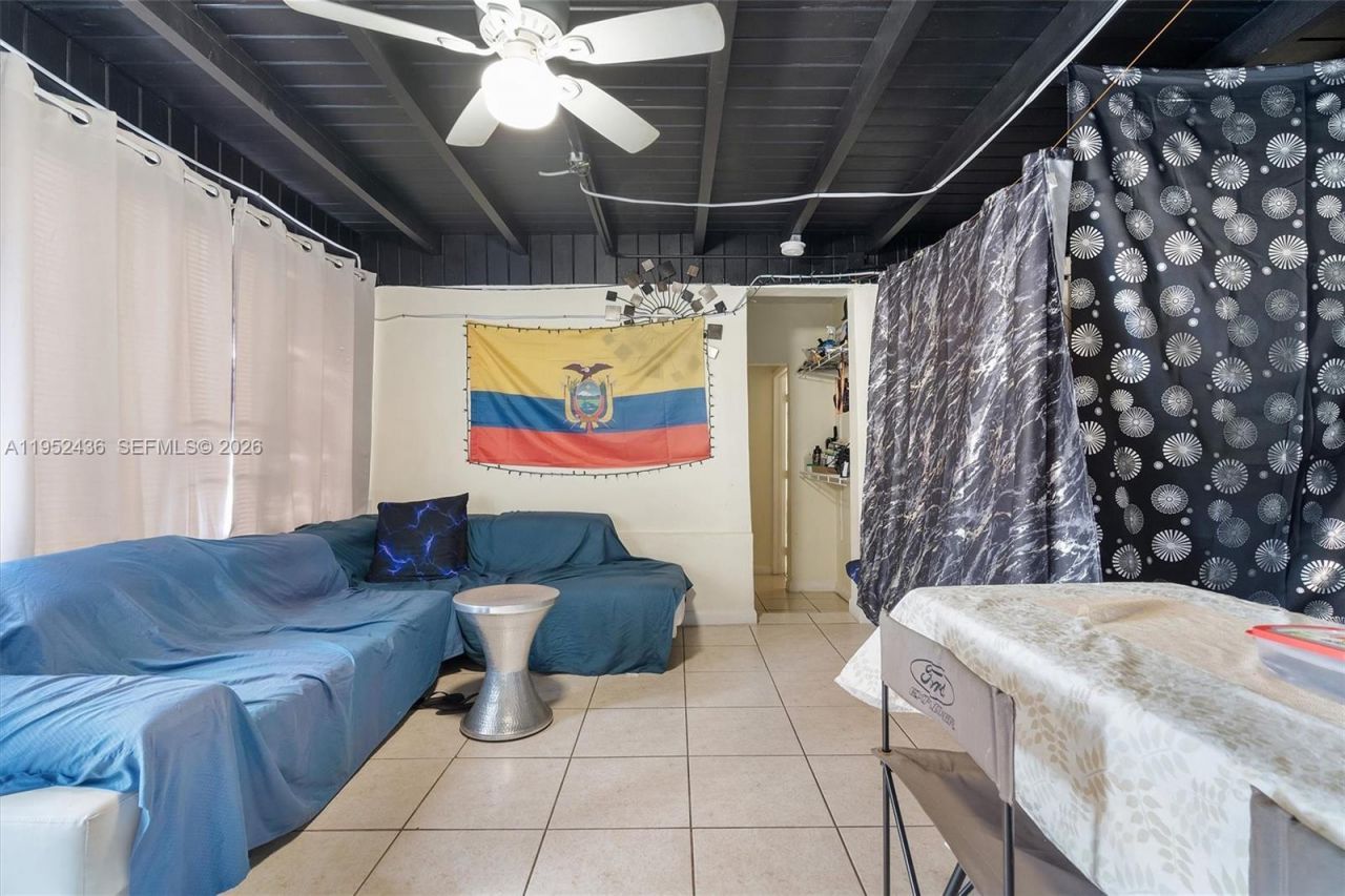 1185 NW 118th, Miami, FL 33168 Photo