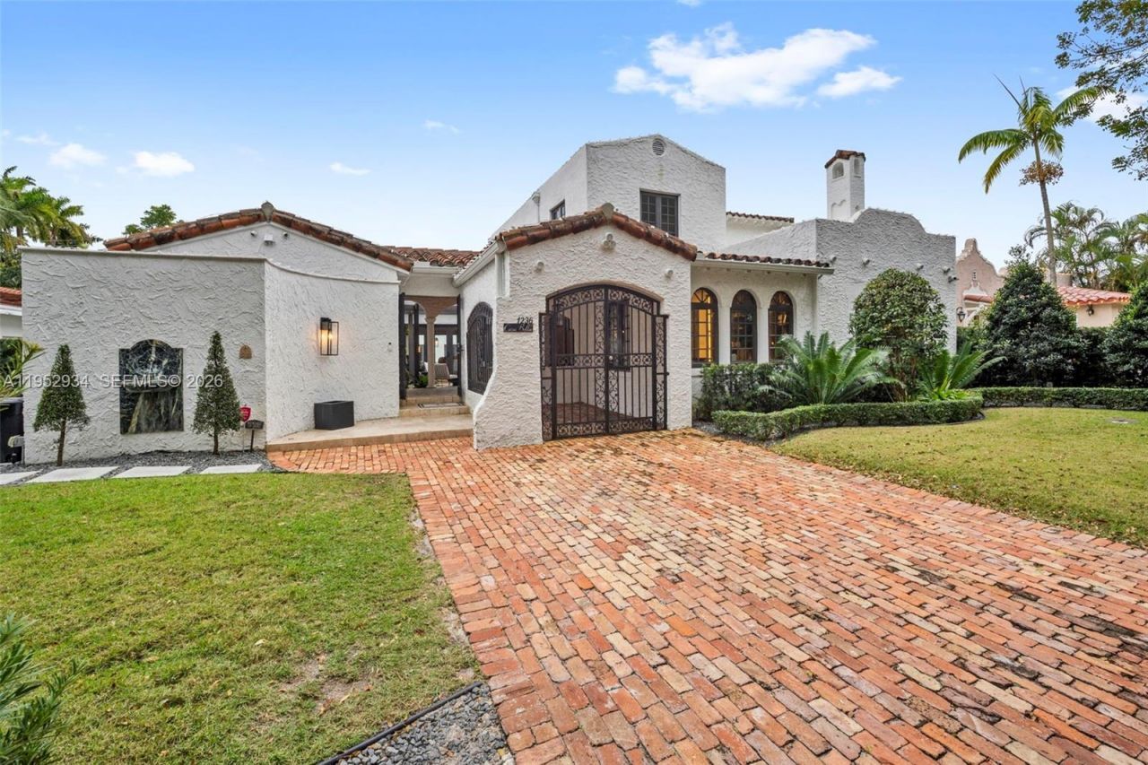 1236 Obispo Ave, Coral Gables, FL 33134 Photo