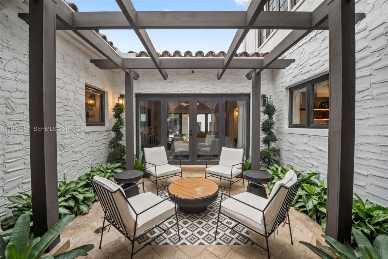 1236 Obispo Ave , Coral Gables, FL 33134 Photo