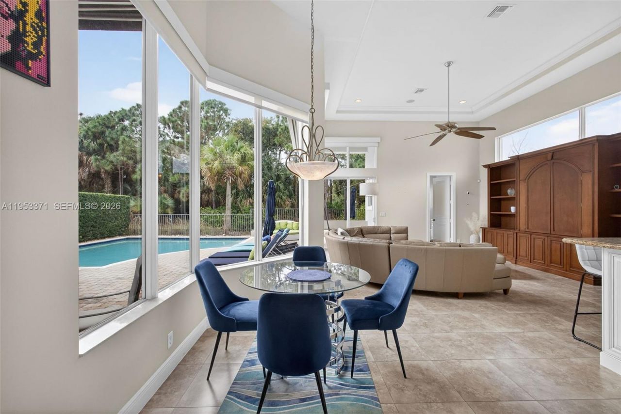 307 Charroux Dr, Palm Beach Gardens, FL 33410 Photo