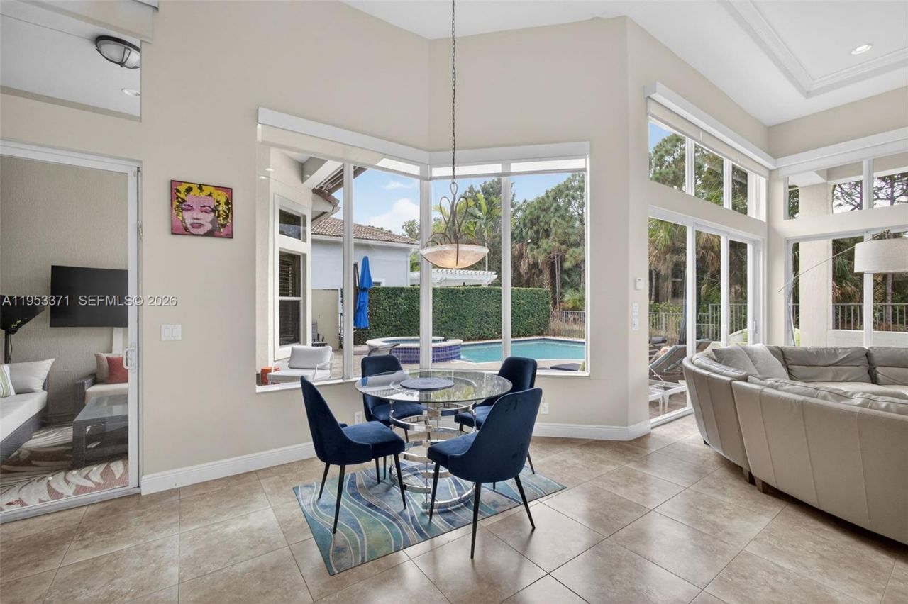 307 Charroux Dr, Palm Beach Gardens, FL 33410 Photo