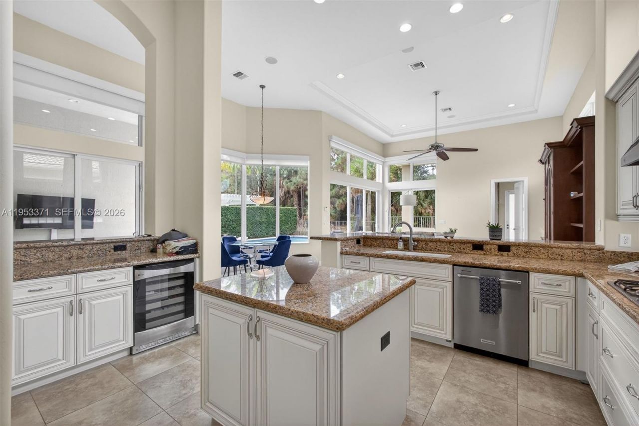 307 Charroux Dr, Palm Beach Gardens, FL 33410 Photo