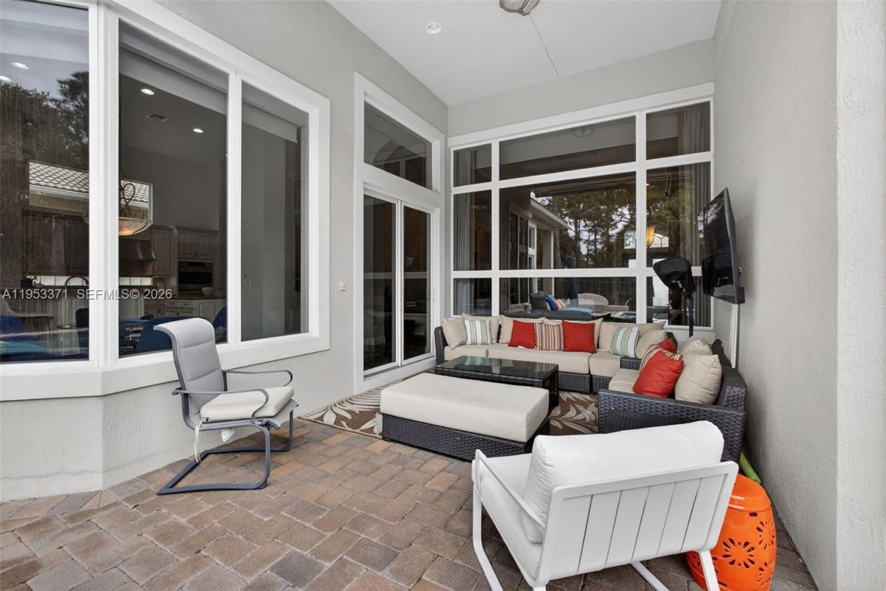 307 Charroux Dr, Palm Beach Gardens, FL 33410 Photo