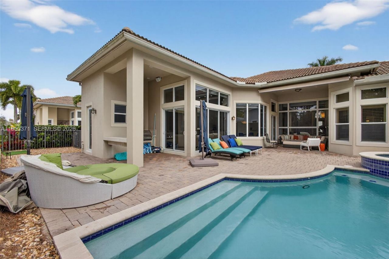 307 Charroux Dr, Palm Beach Gardens, FL 33410 Photo