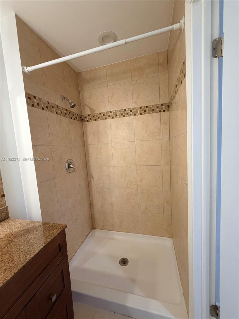 20730 NE 8th Ct, Unit 204-16, Miami, FL 33179 Photo