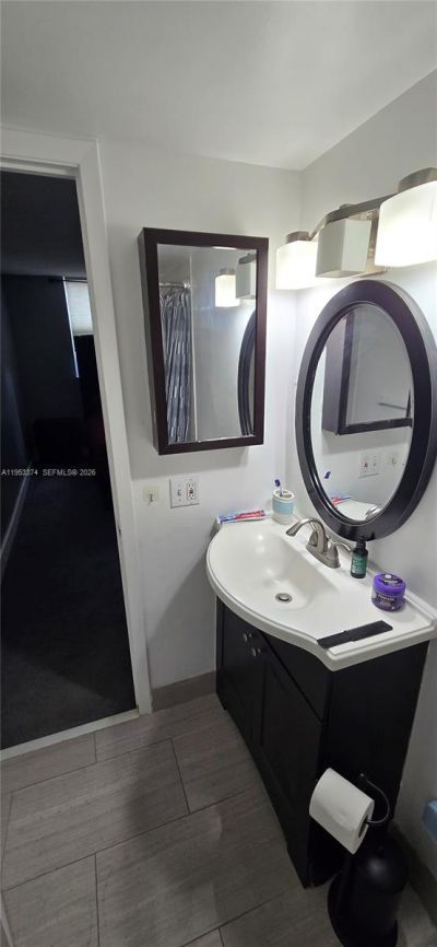 1830 Dixieanna St , Unit 203, Hollywood, FL 33020 Photo