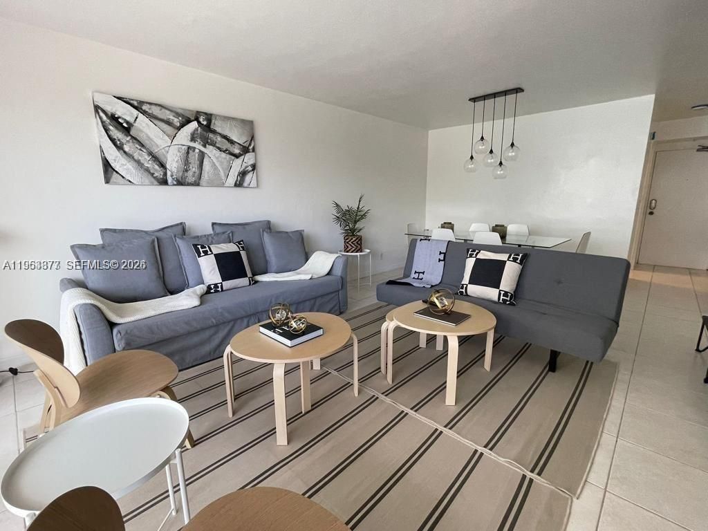 9195 Collins Ave, Unit 413, Surfside, FL 33154 Photo