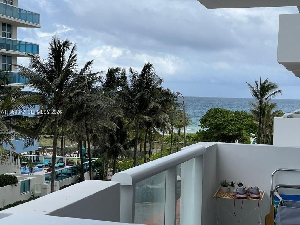 9195 Collins Ave, Unit 413, Surfside, FL 33154 Photo