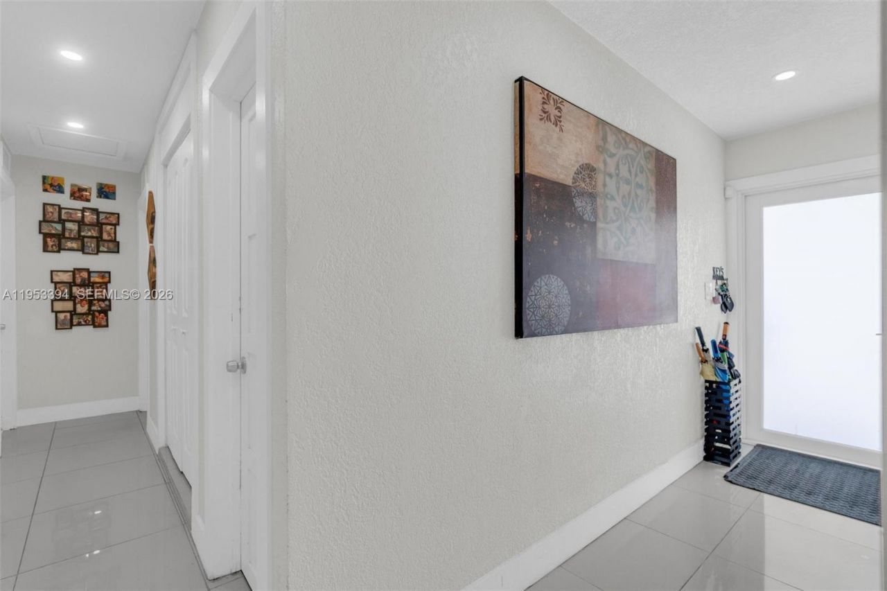 12225 SW 42nd St, Miami, FL 33175 Photo