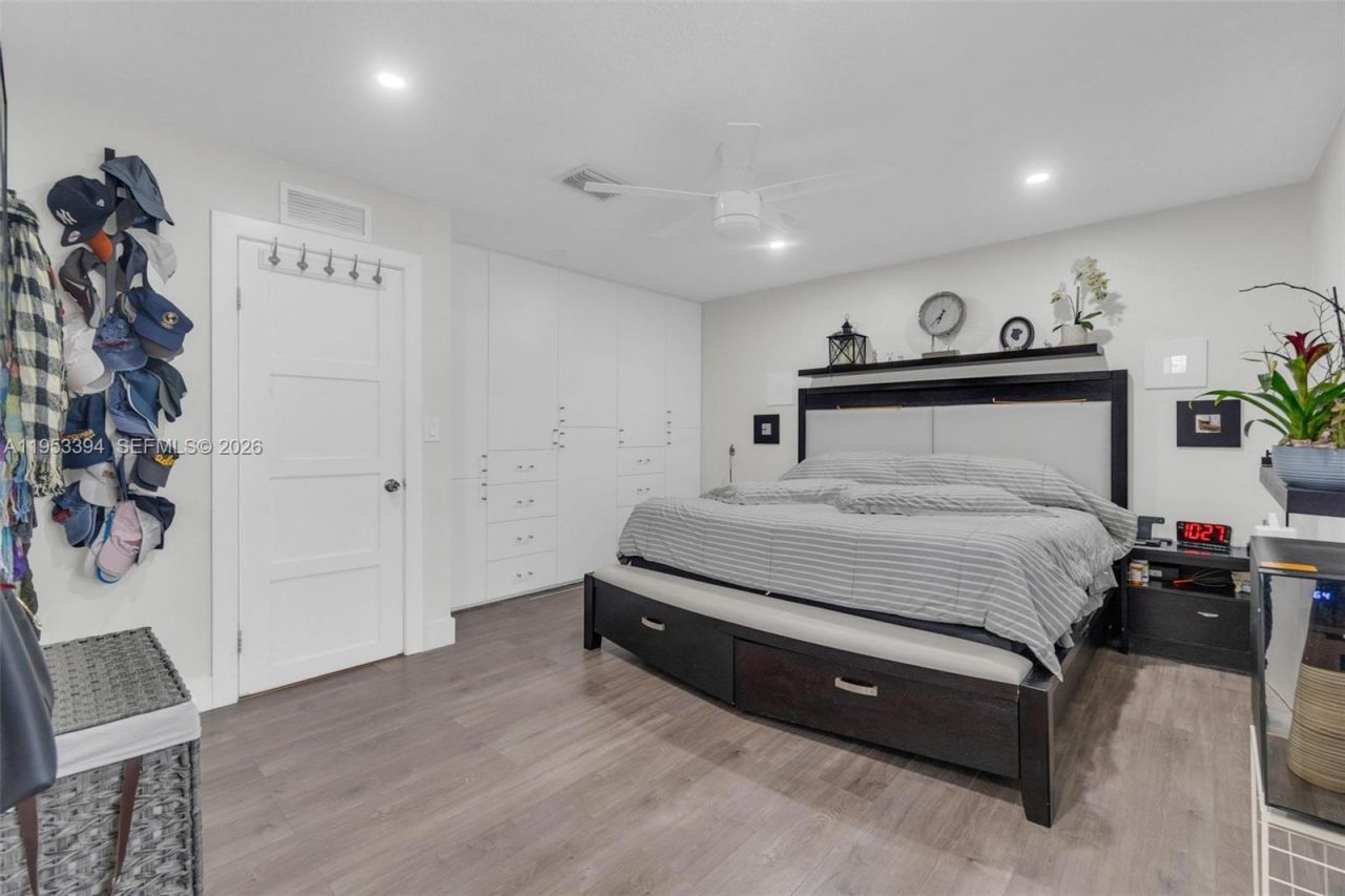 12225 SW 42nd St, Miami, FL 33175 Photo