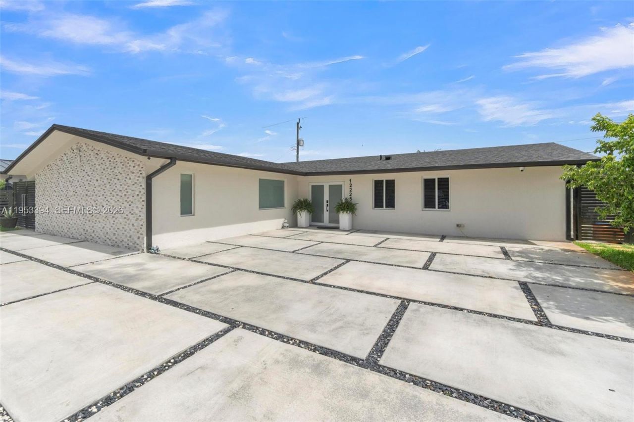 12225 SW 42nd St, Miami, FL 33175 Photo