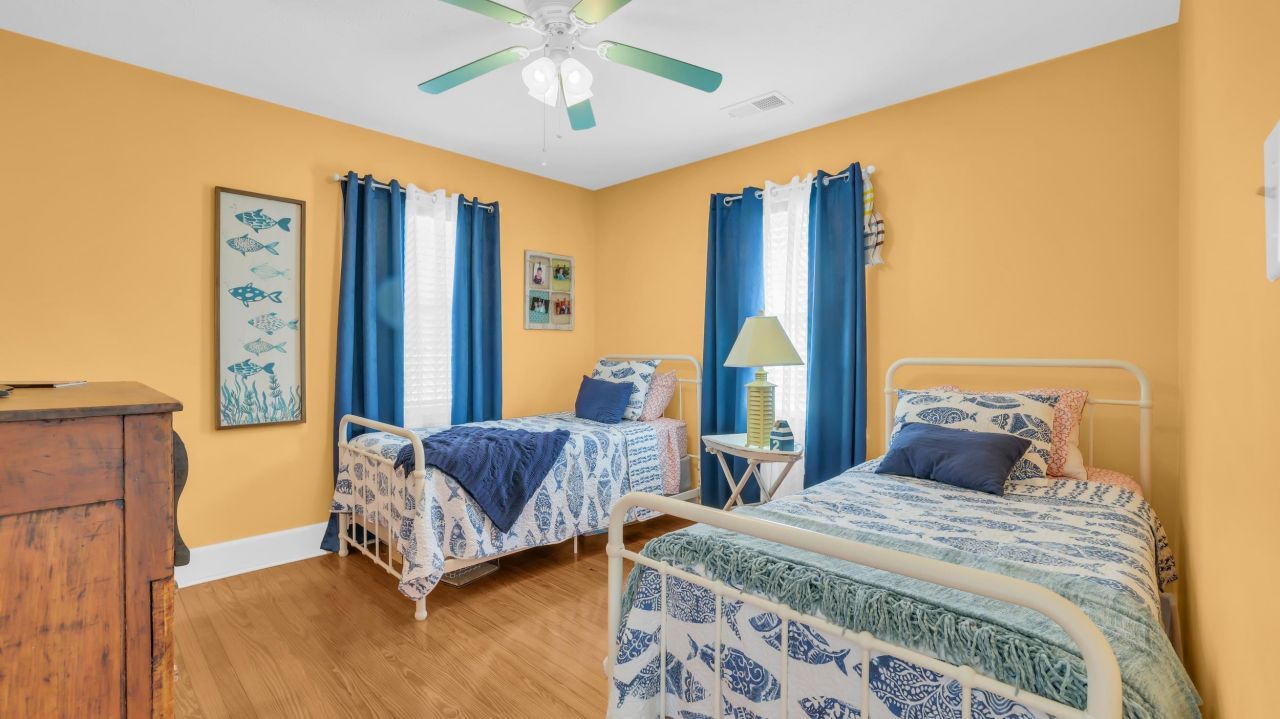 94 Cedar Ave. Photo 15